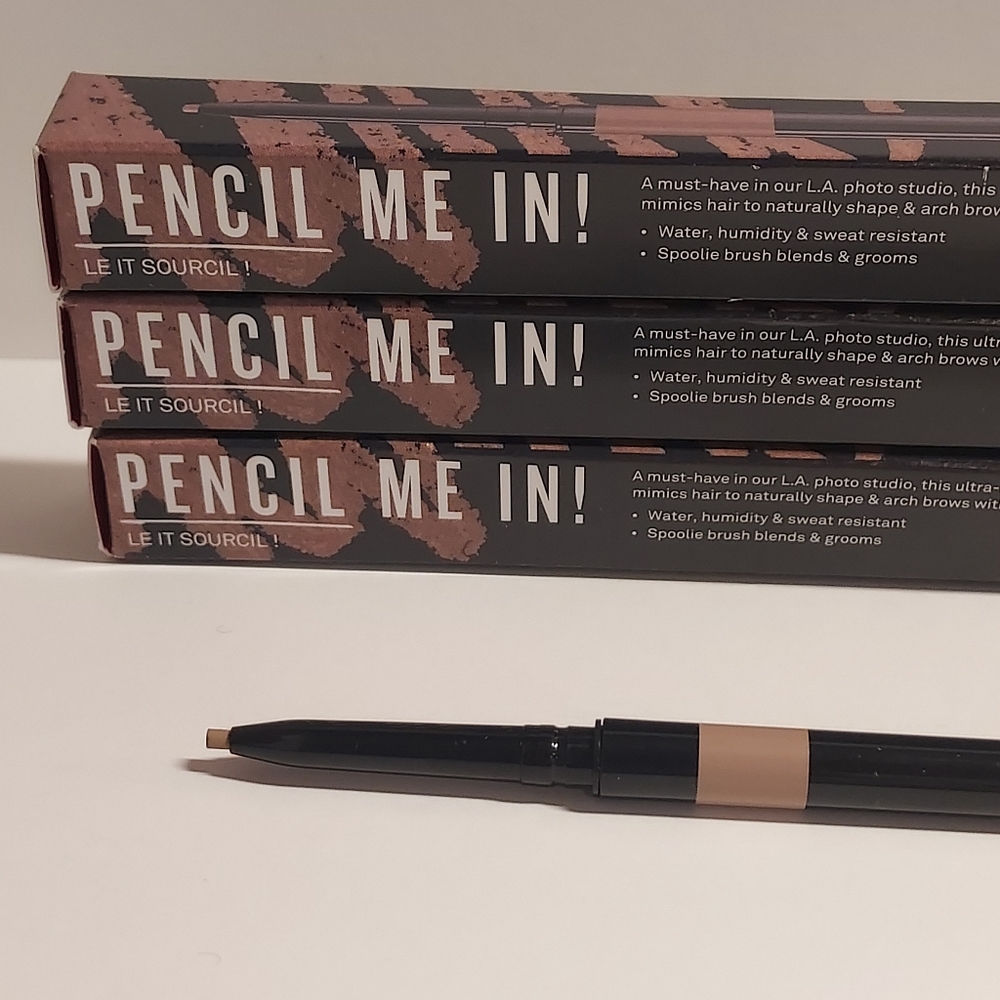 SMASHBOX Pencil Me In Brow Pencil *BLONDE* / .003 oz / New in box